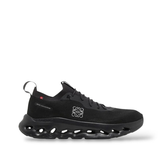 ON RUNNING CLOUDTILT ´LOEWE ALL BLACK'