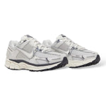 NIKE ZOOM VOMERO 5 'PHOTON DUST SILVER METALLIC'