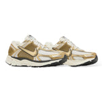 NIKE ZOOM VOMERO 5 'METALLIC GOLD'